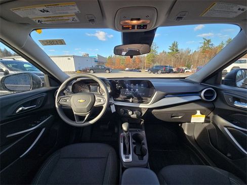 New 2026 Chevrolet Trax LS image 21