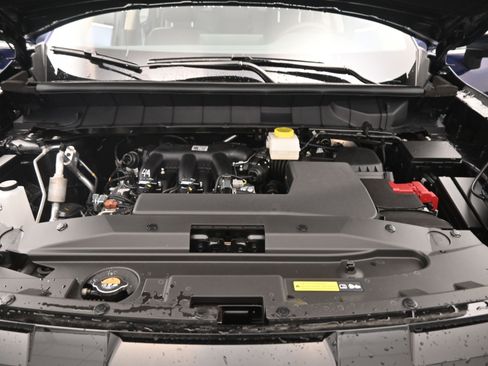 New 2026 Nissan Pathfinder SL image 23