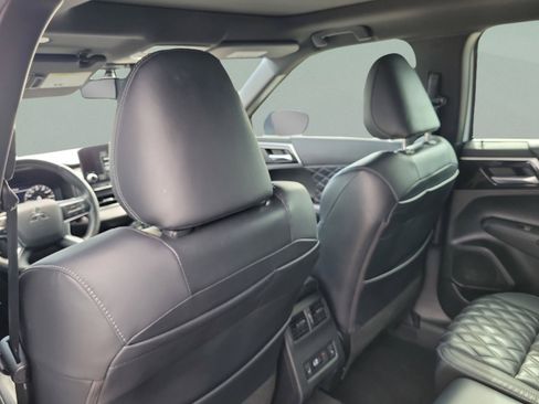 Used 2023 Mitsubishi Outlander SEL FWD image 5