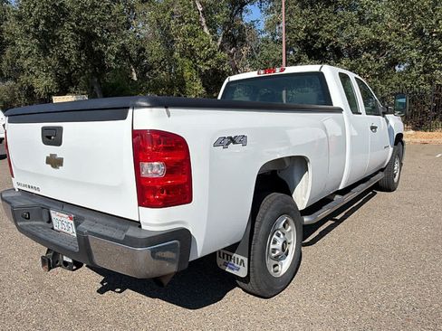 Used 2011 Chevrolet Silverado 2500 W/T AWD/4WD image 5