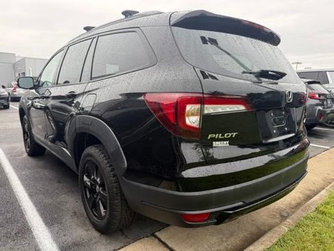Used 2022 Honda Pilot TrailSport image 3
