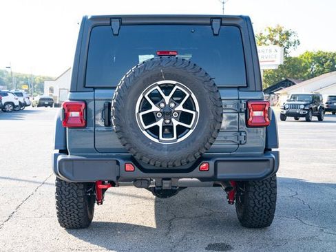 New 2025 Jeep Wrangler Unlimited Rubicon w/ Convenience Group image 4