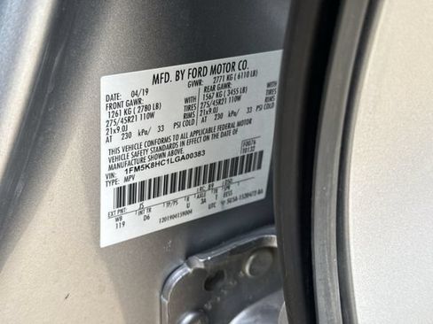 Used 2020 Ford Explorer Platinum w/ Premium Technology Package AWD/4WD image 37