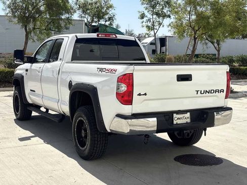 Used 2016 Toyota Tundra SR5 w/ Tow Package RWD image 5