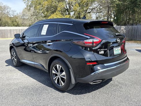 Used 2024 Nissan Murano SV image 3