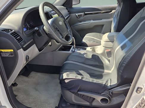 Used 2009 Hyundai Santa Fe GLS w/ Popular Equipment Pkg 2 FWD image 19