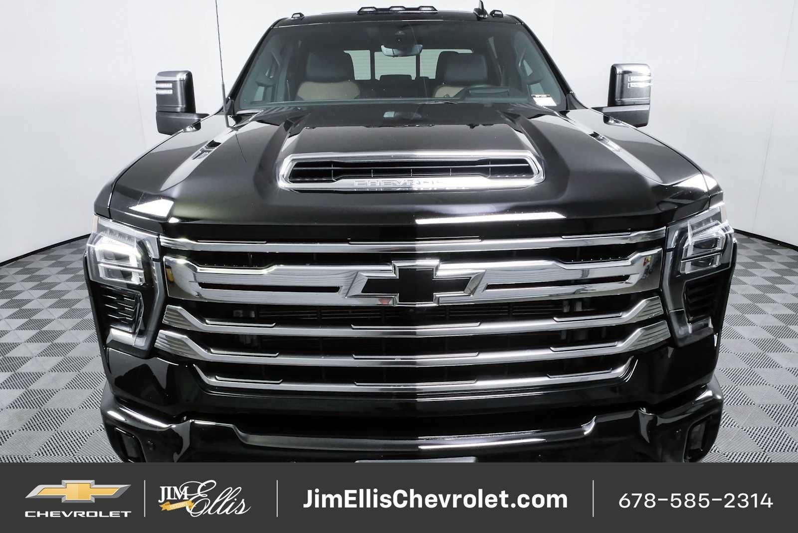 Certified 2024 Chevrolet Silverado 2500 High Country w/ Technology Package AWD/4WD image 28