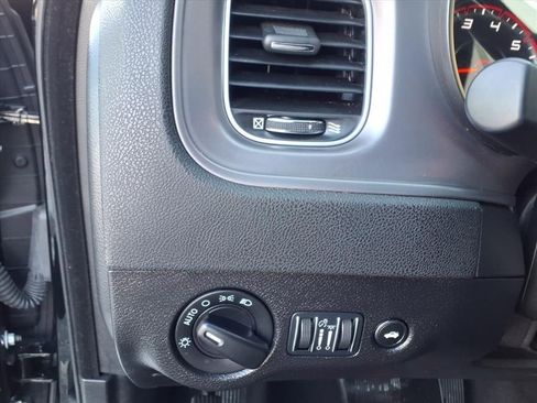 Used 2023 Dodge Charger SXT image 25