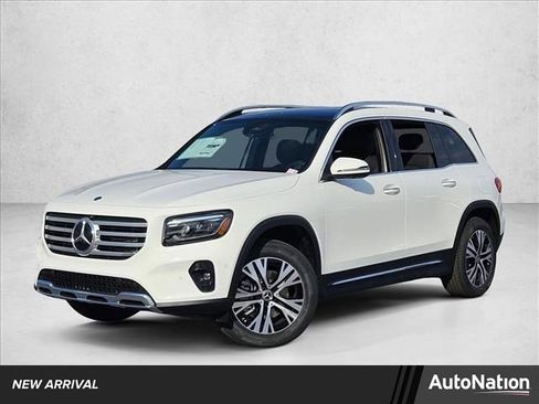 Used 2025 Mercedes-Benz GLB 250 image 1
