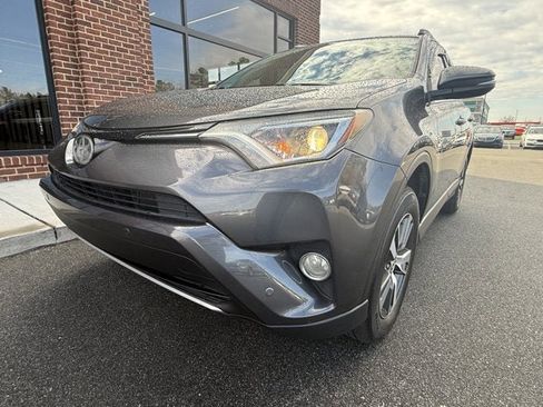 Used 2017 Toyota RAV4 XLE image 10