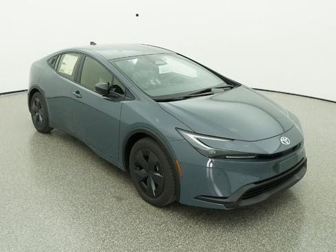 New 2026 Toyota Prius LE image 13