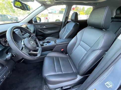 Used 2023 Nissan Rogue SL FWD image 23