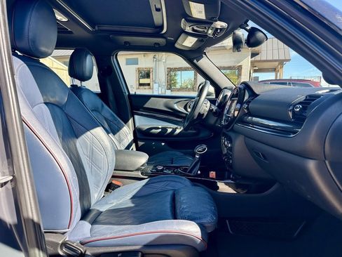Used 2017 MINI Cooper Clubman S image 12