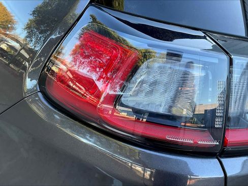 Used 2021 Jeep Cherokee Latitude Plus image 26