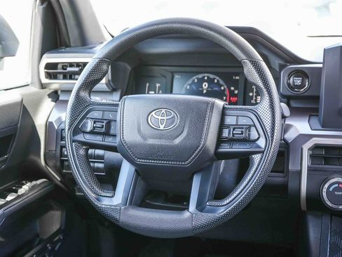 Certified 2024 Toyota Tacoma SR5 AWD/4WD image 15