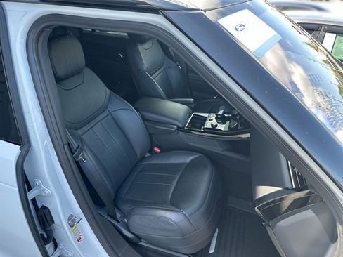 Used 2023 Land Rover Range Rover Sport SE Dynamic image 28
