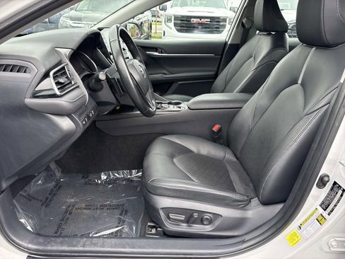 Used 2024 Toyota Camry XSE FWD image 29