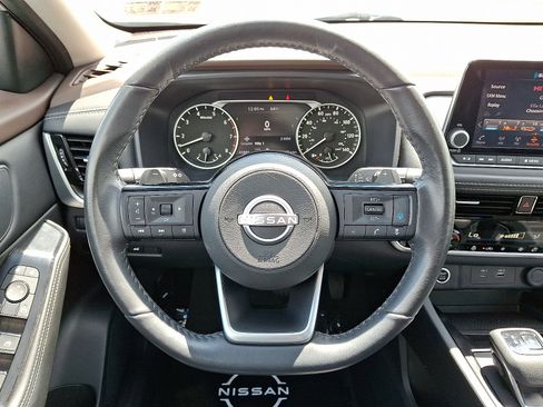 Certified 2023 Nissan Rogue SV w/ SV Premium Package AWD/4WD image 23