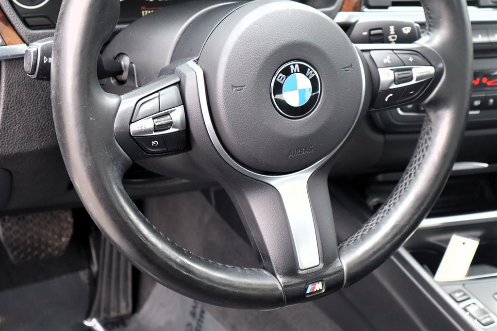 Used 2015 BMW 328d xDrive Sedan AWD/4WD image 33