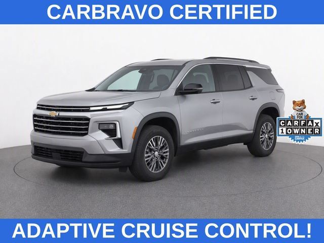 Used 2025 Chevrolet Traverse LT AWD/4WD image 1