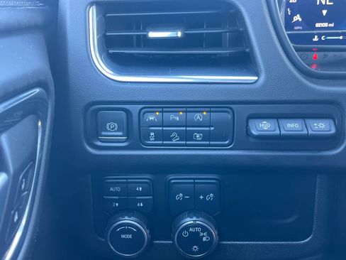 Used 2023 Chevrolet Tahoe High Country w/ Premium Package 2 image 33