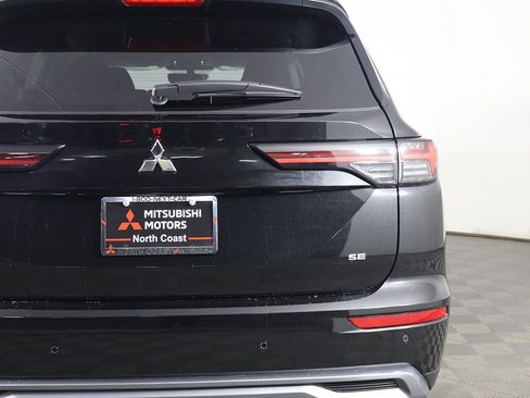 New 2026 Mitsubishi Outlander SE FWD image 18