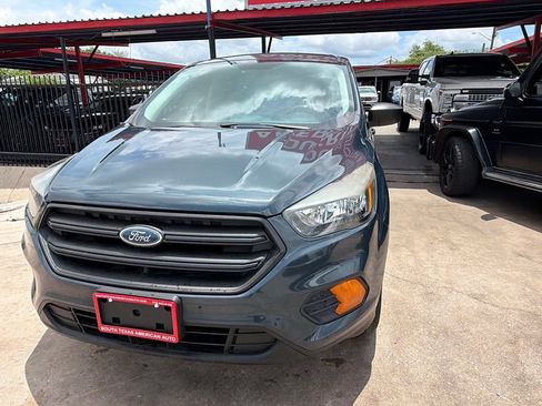 Used 2019 Ford Escape S FWD image 9