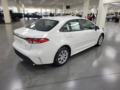 New 2026 Toyota Corolla LE image 5
