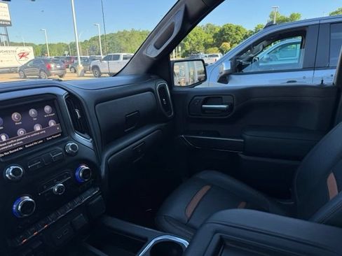 Used 2019 GMC Sierra 1500 AT4 w/ AT4 Premium Package AWD/4WD image 18