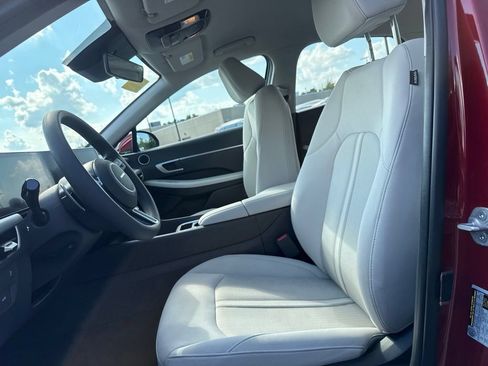 Used 2024 Hyundai Sonata SEL FWD image 23
