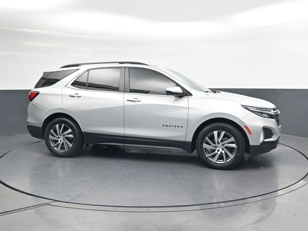 Used 2022 Chevrolet Equinox LT FWD image 4
