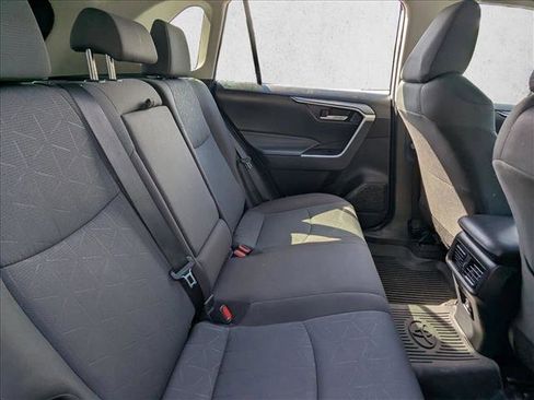 Used 2025 Toyota RAV4 XLE w/ Convenience Package image 19