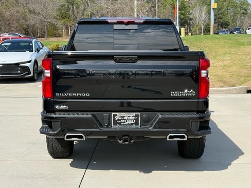 Used 2023 Chevrolet Silverado 1500 High Country w/ Z71 Off-Road Package image 13