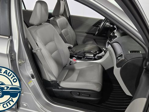 Used 2015 Honda Accord EX-L image 37