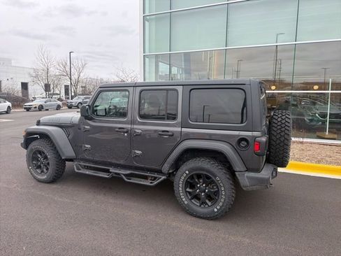 Used 2020 Jeep Wrangler Unlimited Willys image 12