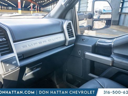 Used 2022 Ford F250 Platinum w/ FX4 Off-Road Package image 16