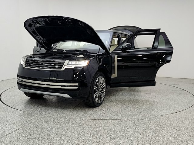 New 2027 Land Rover Range Rover Long Wheelbase SE AWD/4WD image 9