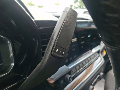 Certified 2023 Chevrolet Silverado 1500 LT AWD/4WD image 16