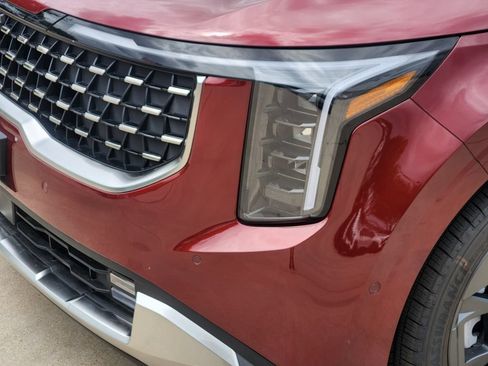 New 2026 Kia Carnival SX FWD image 7