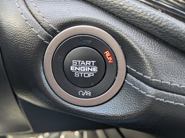 Used 2024 Dodge Durango SXT AWD/4WD image 27