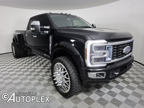 Used 2024 Ford F450 Limited w/ FX4 Off-Road Package image 3