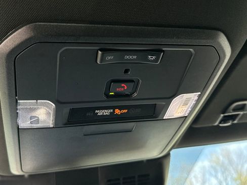 Used 2025 Toyota Tacoma SR5 image 28