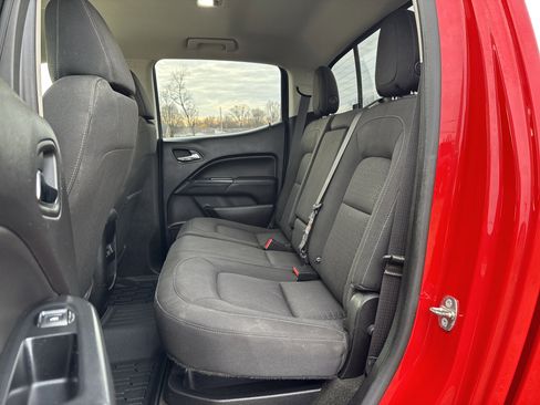 Used 2018 GMC Canyon SLE w/ SLE Convenience Package image 9