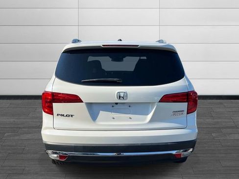 Used 2017 Honda Pilot Touring image 3