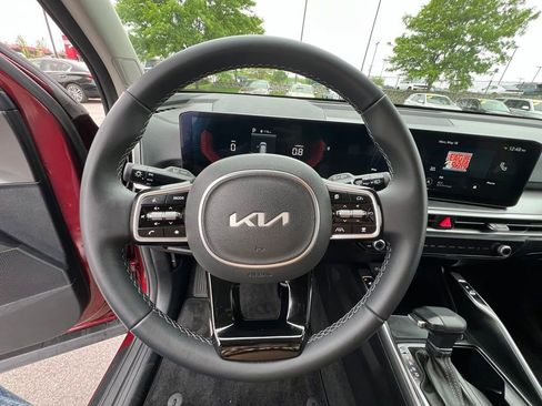 Used 2025 Kia Sorento S AWD/4WD image 44
