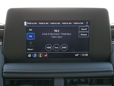 New 2024 Chevrolet Tahoe 4WD w/ Remote Keyless Entry Package image 18