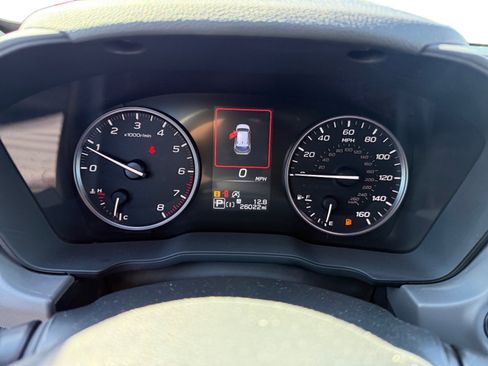 Used 2024 Subaru Crosstrek 2.5i Limited image 11