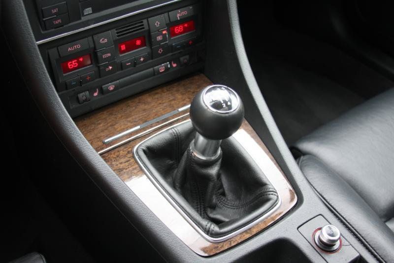 Used 2004 Audi S4 Sedan AWD/4WD image 36