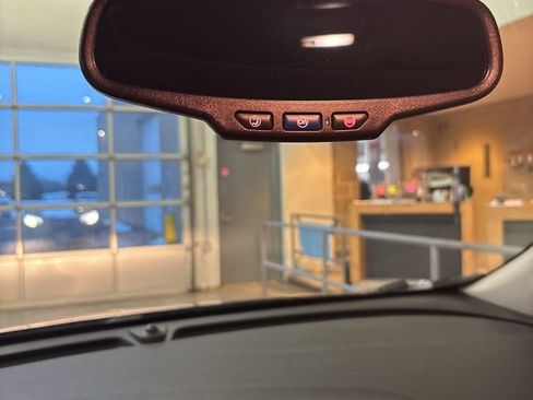 Used 2017 Buick Encore Preferred image 3