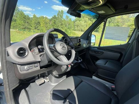 New 2026 Mercedes-Benz Sprinter 2500 image 13